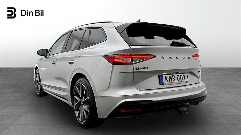 Begagnad Skoda Enyaq iV SportLine 194 kW (265 HK) 2023 Silver SUV