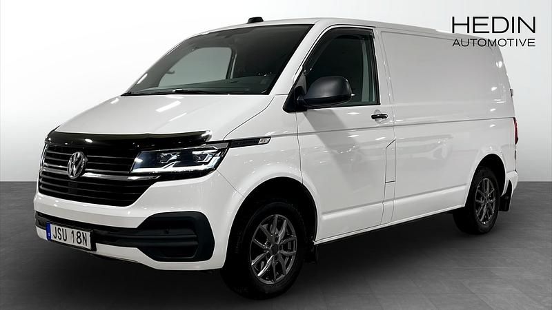 Vit Begagnad 2020 VW Transporter Van | 399 875 kr (Marknadspris) - Bild 1/4