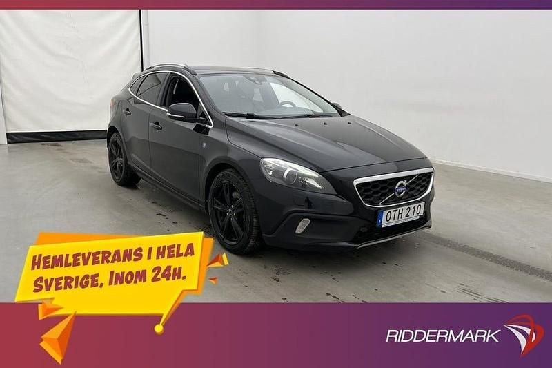 Begagnad Volvo V40 CC Ocean Race 190 HK (139 kW) 2015 Svart Kombi