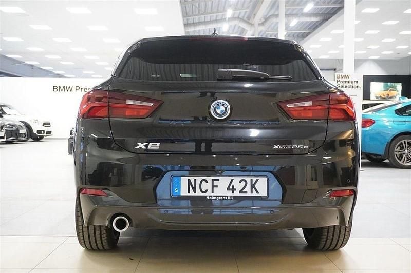 Begagnad BMW X2 Comfort Edition 220 HK (161 kW) 2022 Safirsvart metallic SUV