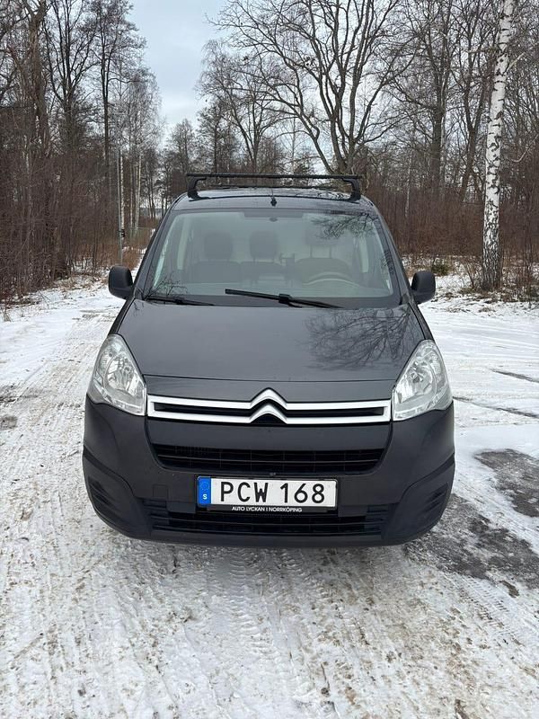 Begagnad Citroën Berlingo 75 HK (55 kW) 2016 Minibuss