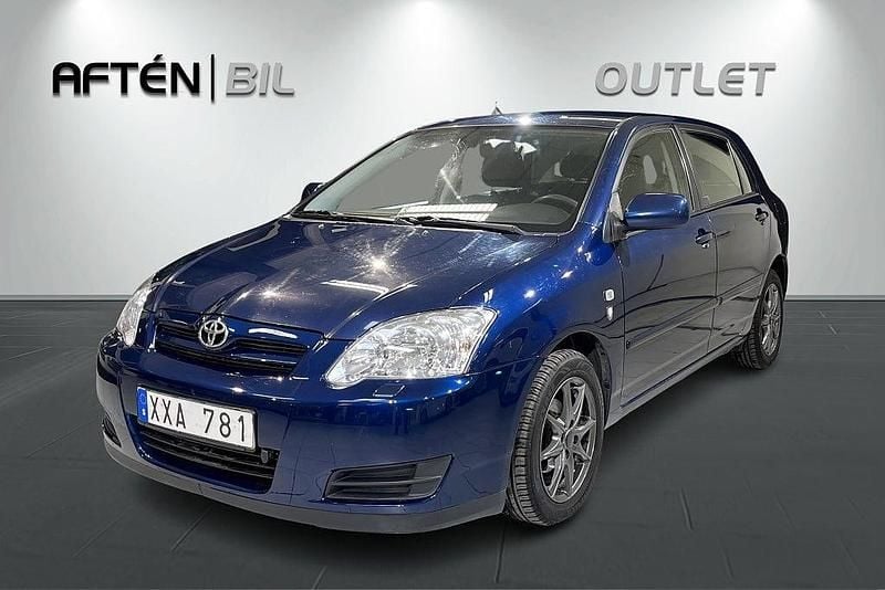Dark blue Begagnad 2006 Toyota Corolla Halvkombi | 29 900 kr (Marknadspris) - Bild 1/3