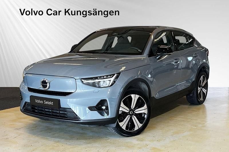Grå Begagnad 2022 Volvo EC40 Single Motor SUV | 359 500 kr - Bild 1/3