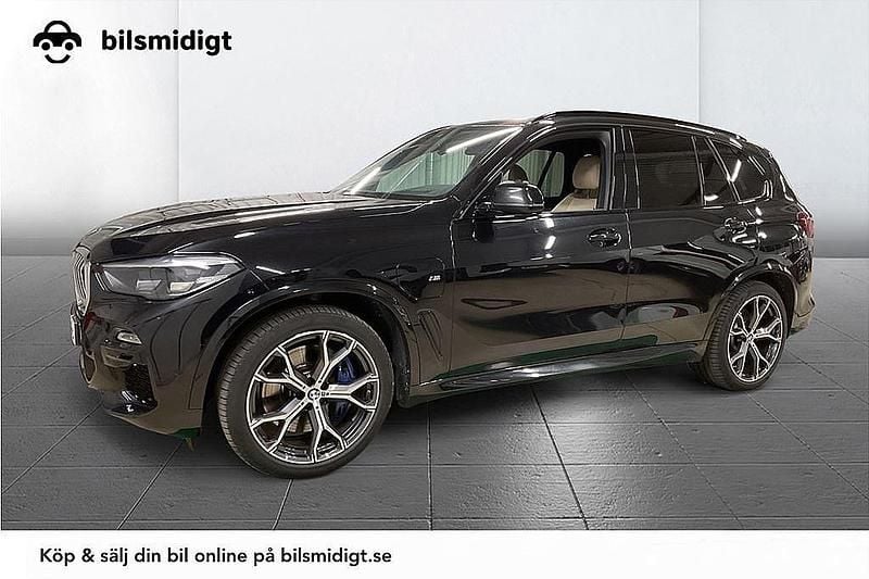Svart Begagnad 2021 BMW X5 M Sport SUV | 498 900 kr (Bra pris) - Bild 1/3