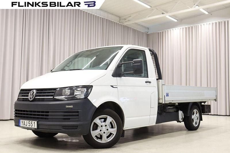 Vit Begagnad 2016 VW T6 Van | 219 900 kr (Lite dyr) - Bild 1/4