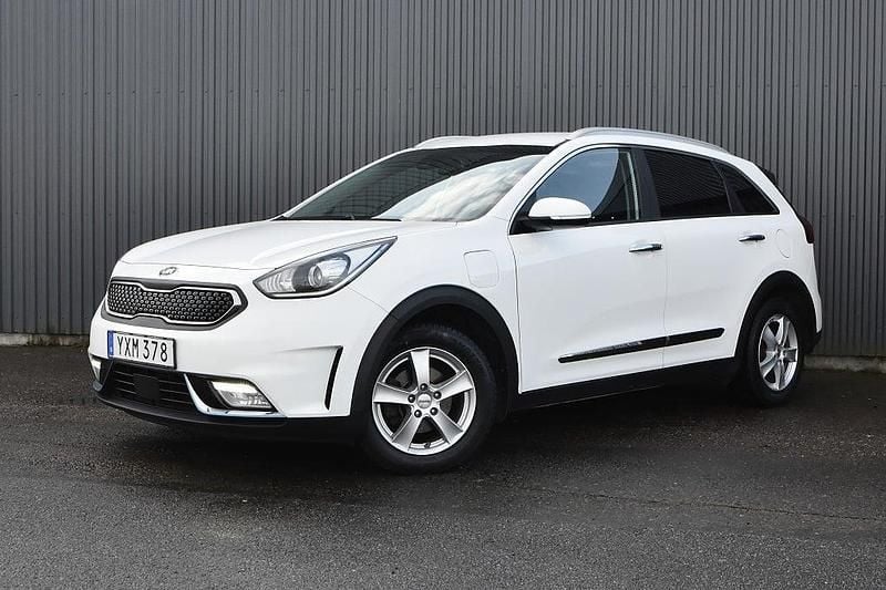Begagnad Kia Niro Advance 141 HK (103 kW) 2018 Vit SUV
