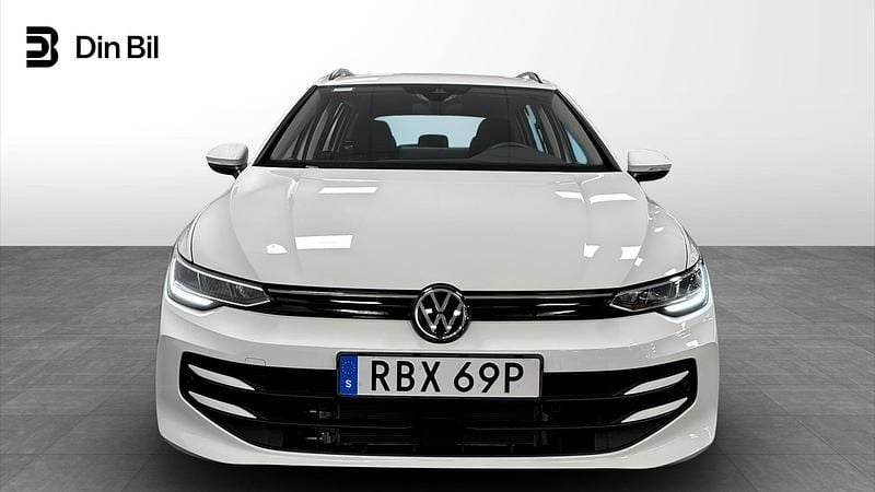 Begagnad VW Golf VIII 150 HK (110 kW) 2025 Pure white Kombi