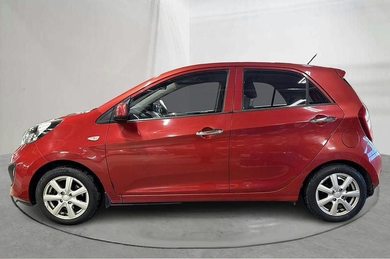 Begagnad Kia Picanto 69 HK (50 kW) 2013 Röd Halvkombi