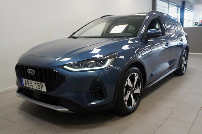 Begagnad Ford Focus Active 125 HK (91 kW) 2023 Blå Kombi