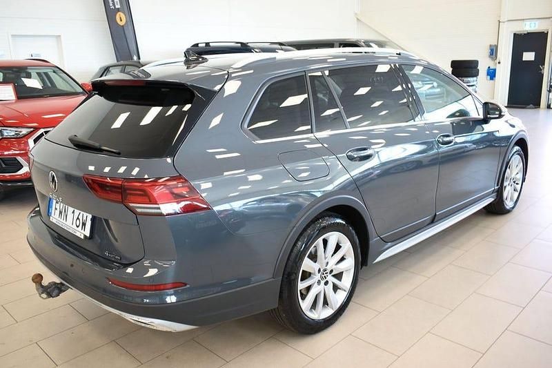 Begagnad VW Golf VIII 190 HK (139 kW) 2022 Grå Kombi