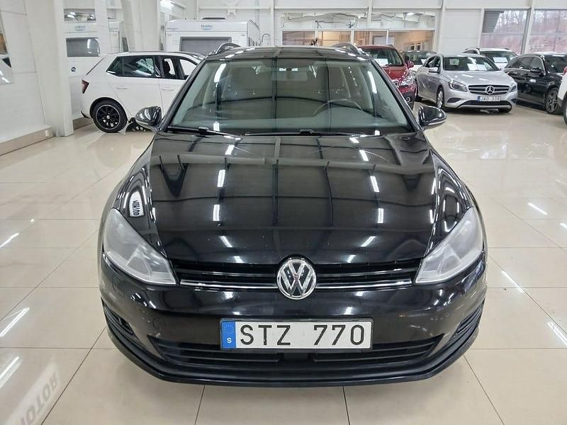 Begagnad VW Golf VII S 105 HK (77 kW) 2014 Svart Kombi