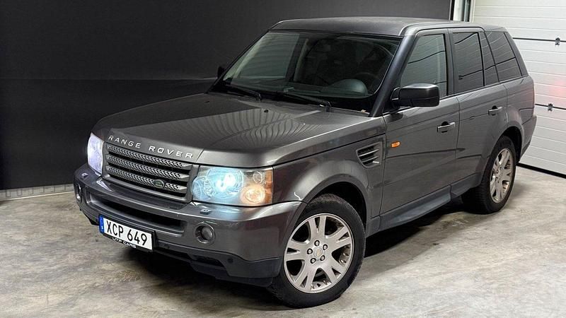 Grå Begagnad 2005 Land Rover Range Rover Sport SUV | 87 800 kr (Lite dyr) - Bild 1/4
