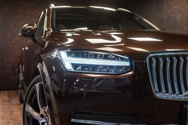 Begagnad Volvo XC90 Inscription 235 HK (172 kW) 2021 Brun SUV