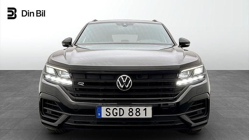 Begagnad VW Touareg R 340 HK (250 kW) 2023 Svart SUV
