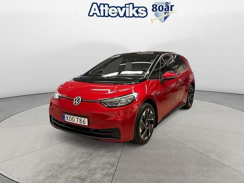 Begagnad VW ID.3 Pro Performance 152 kW (207 HK) 2023 Mörkröd Halvkombi
