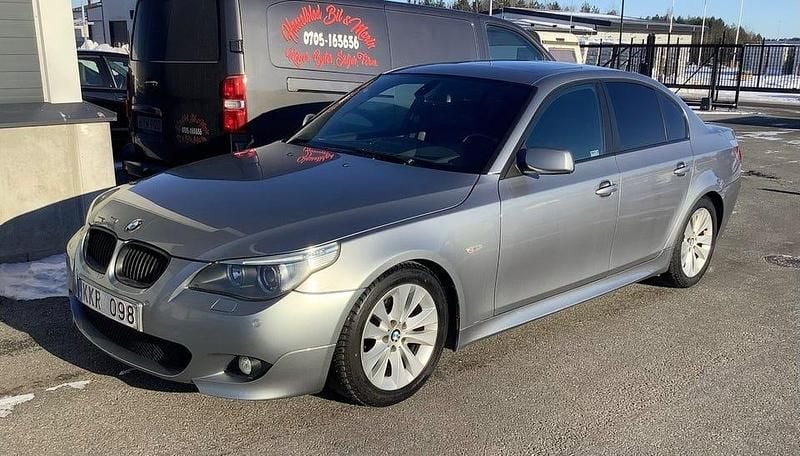 Begagnad BMW 530 M Sport 258 HK (189 kW) 2007 Grå Sedan