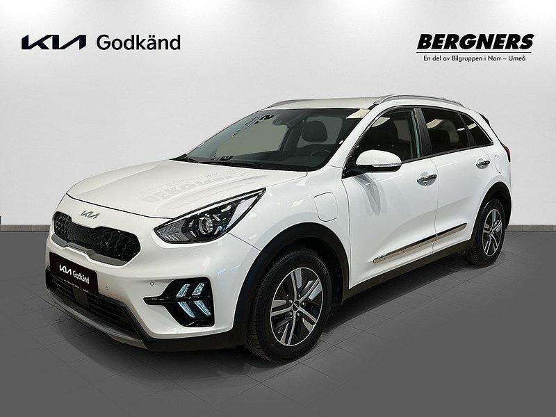 Vit Begagnad 2022 Kia Niro Advance SUV | 269 900 kr (Marknadspris) - Bild 1/4