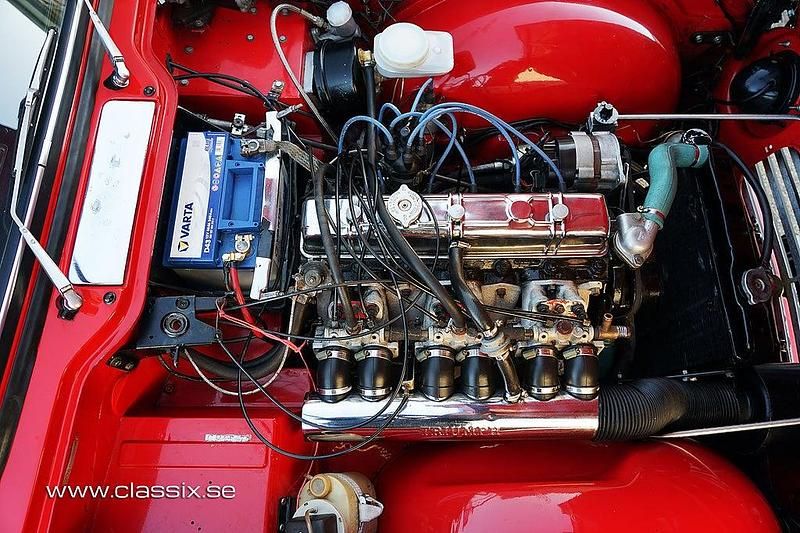 Begagnad Triumph TR5 150 HK (110 kW) 1968 Röd Cab