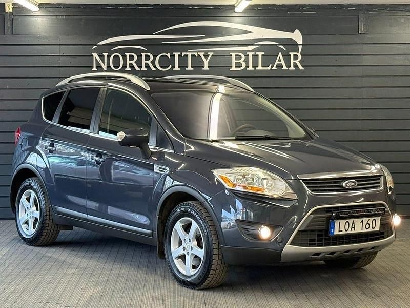 Begagnad Ford Kuga Titanium 163 HK (119 kW) 2010 Grå SUV