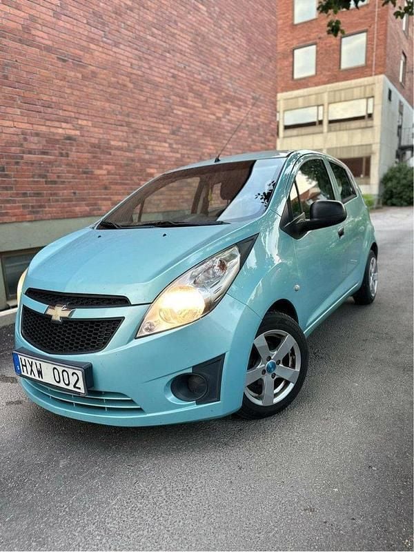 Grön Begagnad 2012 Chevrolet Spark Halvkombi | 21 500 kr (Bra pris) - Bild 1/4