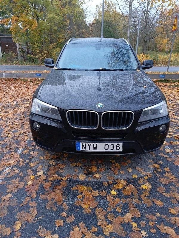 Svart Begagnad 2014 BMW X3 SUV | 140 000 kr (Marknadspris) - Bild 1/4