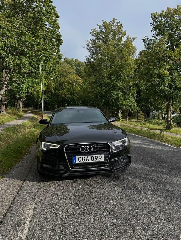 Begagnad Audi A5 Sportback Proline 170 HK (125 kW) 2015 Brilliant black (a2/y9b) Halvkombi