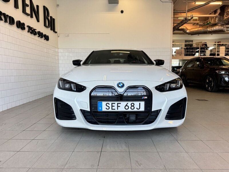 Begagnad BMW i4 M Sport 442 kW (601 HK) 2024 Vit Sedan