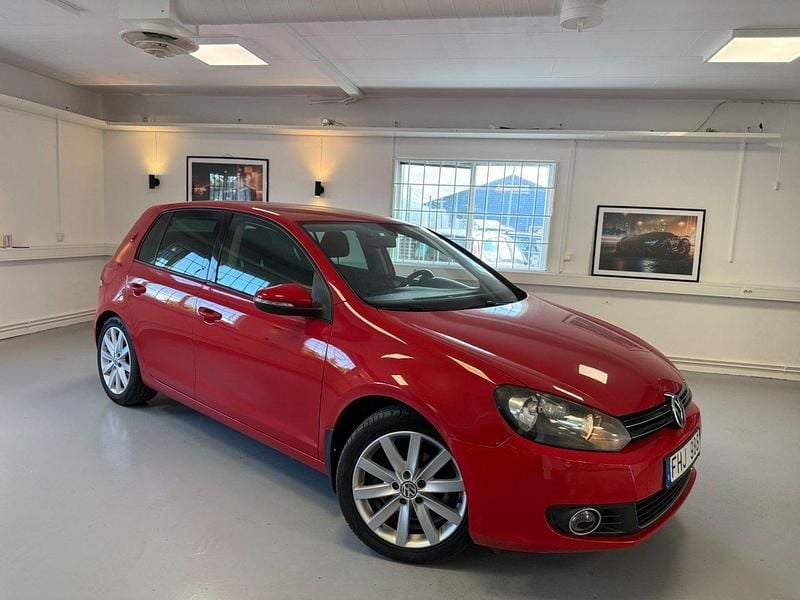 Röd Begagnad 2008 VW Golf VI GT Halvkombi | 69 900 kr (Lite dyr) - Bild 1/4