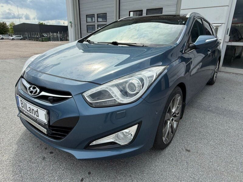 Blå Begagnad 2014 Hyundai i40 Kombi | 79 900 kr (Bra pris) - Bild 1/4