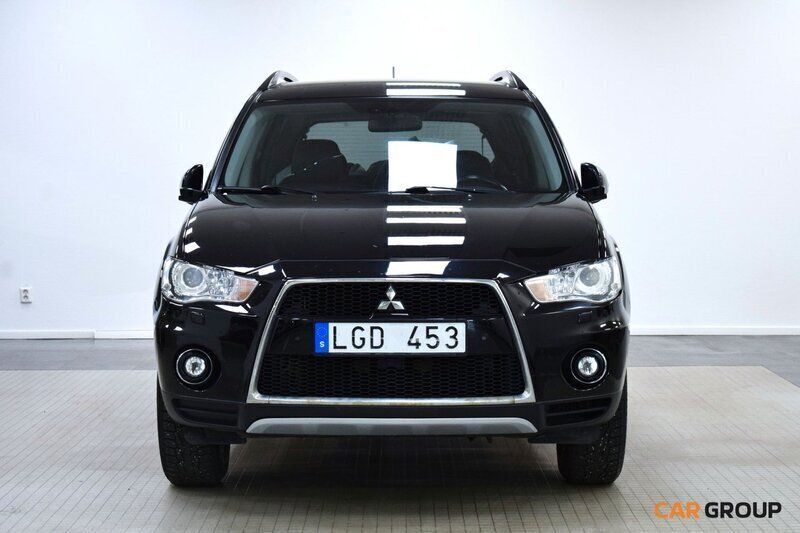 Svart Begagnad 2011 Mitsubishi Outlander SUV | 89 900 kr (Marknadspris) - Bild 1/4