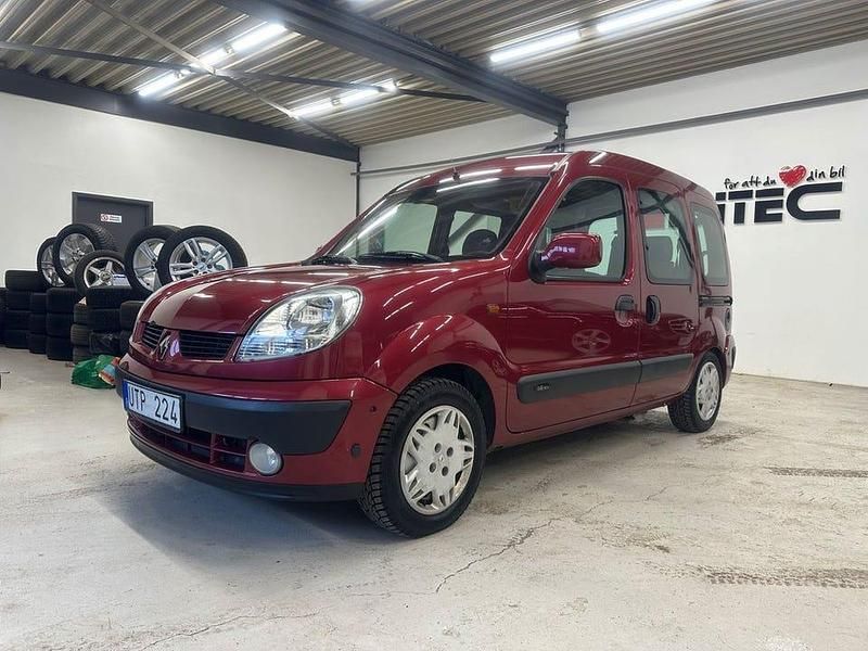 Begagnad Renault Kangoo 96 HK (70 kW) 2004 Mörkröd (röd) Minibuss