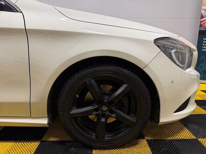 Begagnad Mercedes CLA220 177 HK (130 kW) 2016 Vit Sedan