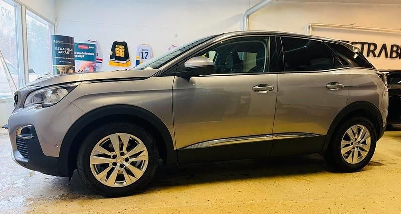 Begagnad Peugeot 3008 Allure 131 HK (96 kW) 2017 Silver SUV
