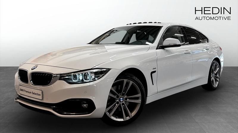 Vit (white) Begagnad 2017 BMW 430 Sport Line Sportkupé | 274 800 kr - Bild 1/4
