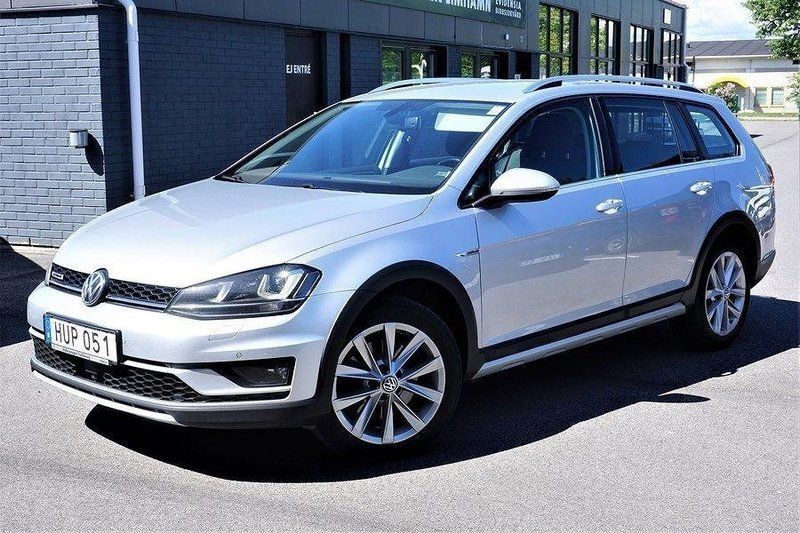 Silver Begagnad 2015 VW Golf Alltrack Kombi | 114 900 kr (Superpris) - Bild 1/4