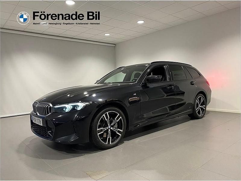 Begagnad BMW 330e M Sport 184 HK (135 kW) 2024 Svart Kombi