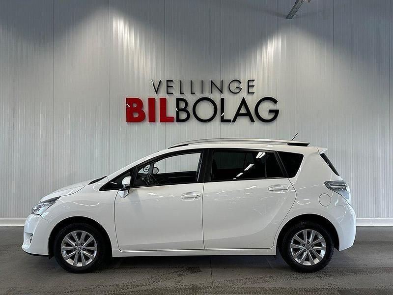 Vit Begagnad 2014 Toyota Verso Edition Minibuss | 149 500 kr (Marknadspris) - Bild 1/4