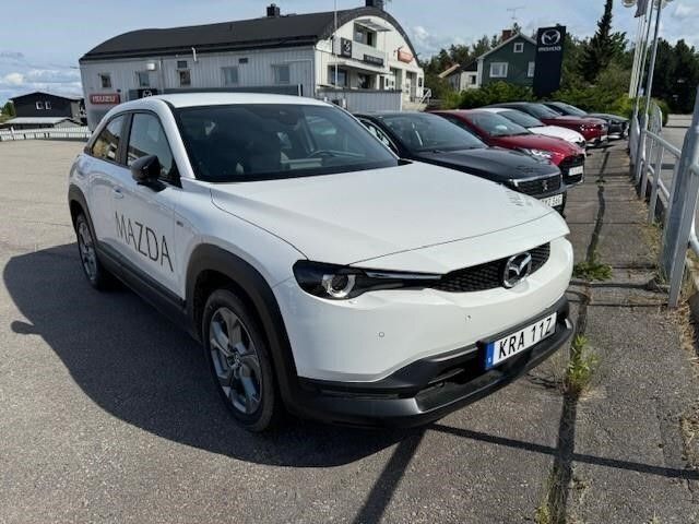 Vit Begagnad 2022 Mazda MX30 Exclusive-Line SUV | 240 000 kr (Lite dyr) - Bild 1/4