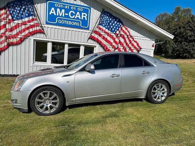 Grå Begagnad 2008 Cadillac CTS Sedan | 129 000 kr - Bild 1/4