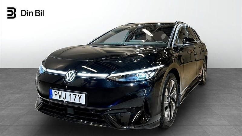 Svart Begagnad 2024 VW ID.7 Comfortline Kombi | 489 900 kr (Bra pris) - Bild 1/4