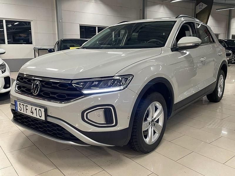 Begagnad VW T-Roc 151 HK (111 kW) 2023 Grå SUV