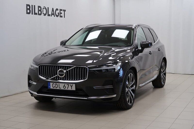 Grå Ny 2024 Volvo XC60 Ultra SUV | 709 500 kr (Dyr) - Bild 1/4