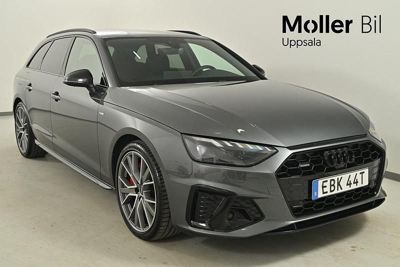 Daytonagrå pärleffekt Begagnad 2024 Audi A4 S-Line Kombi | 544 900 kr - Bild 1/4