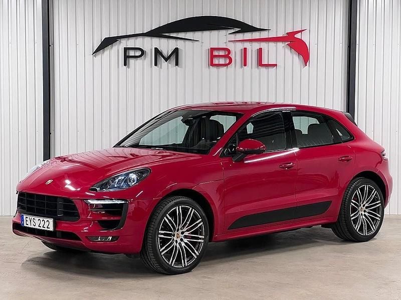 Begagnad Porsche Macan GTS Sport 361 HK (265 kW) 2018 Röd SUV