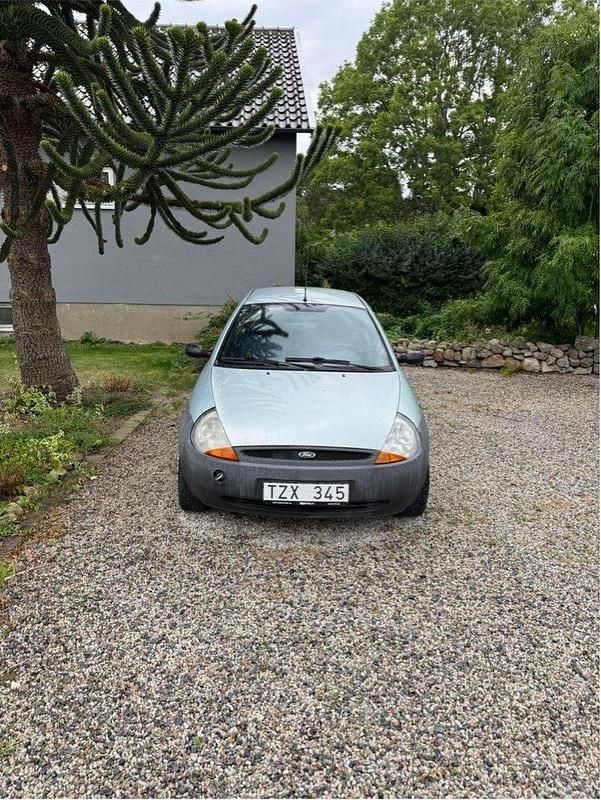 Blå Begagnad 2003 Ford Ka Halvkombi | 6 000 kr - Bild 1/4