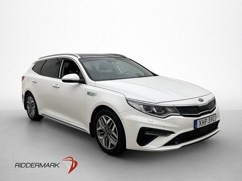 Begagnad Kia Optima Plus 205 HK (150 kW) 2020 Vit Kombi