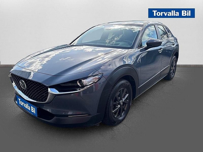Grå Begagnad 2021 Mazda CX-30 Sky SUV | 243 900 kr (Marknadspris) - Bild 1/4