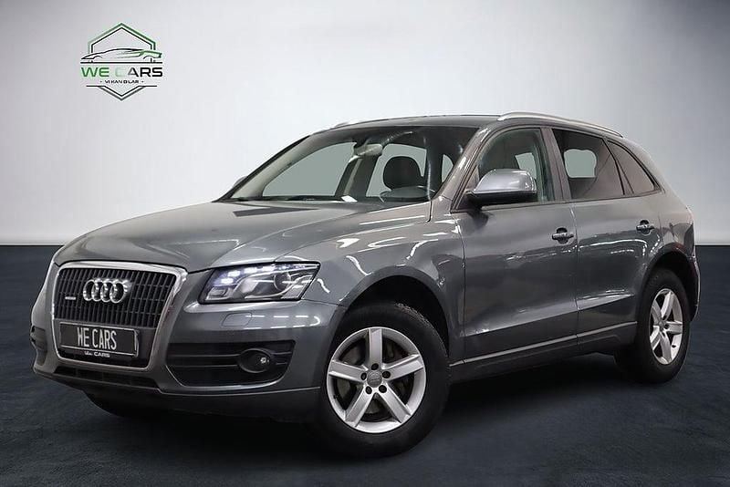 Grå Begagnad 2012 Audi Q5 Design SUV | 59 900 kr (Superpris) - Bild 1/4
