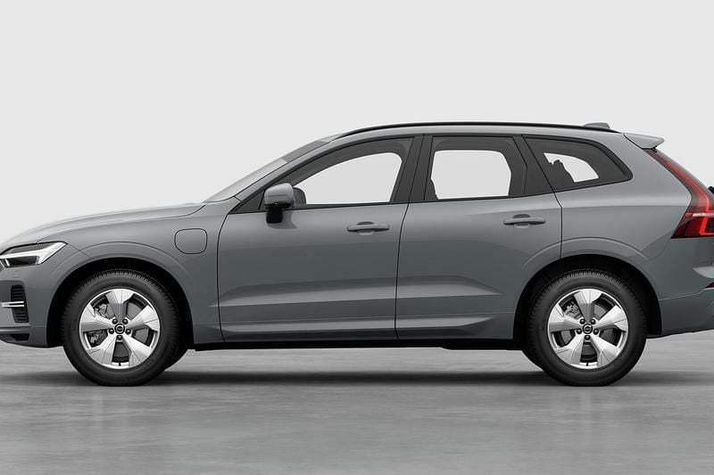 Grå Ny 2025 Volvo XC60 SUV | 589 200 kr (Bra pris) - Bild 1/4