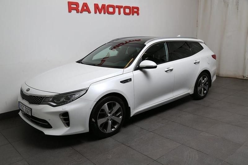 Begagnad Kia Optima GT-Line 141 HK (103 kW) 2016 Vit Kombi